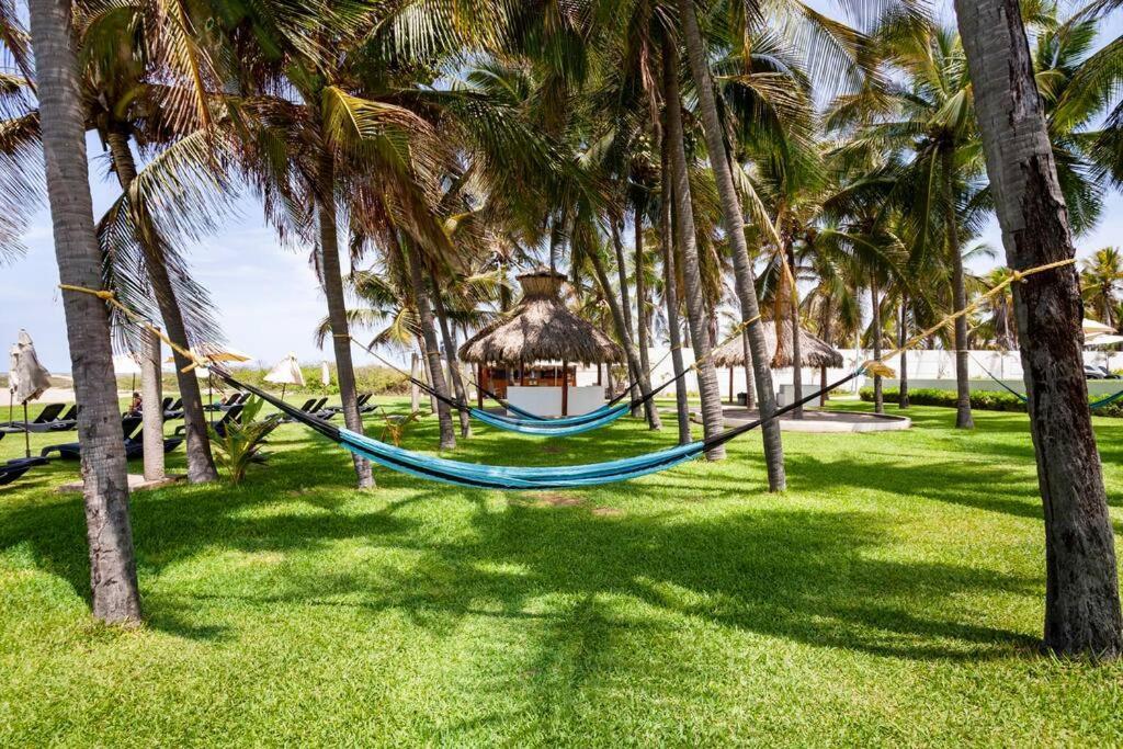 El Descanso Del Guerrero Barra Vieja Exterior photo