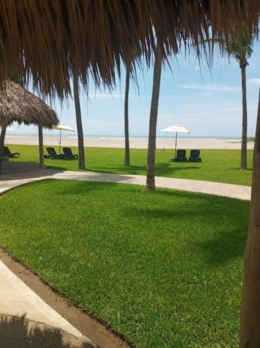 El Descanso Del Guerrero Barra Vieja Exterior photo